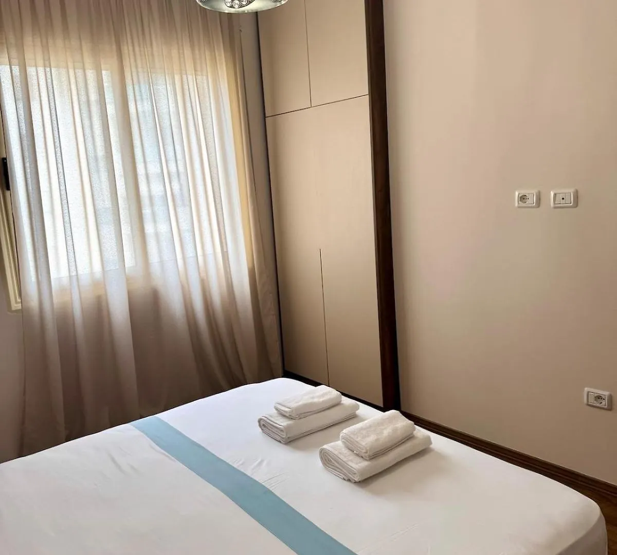 Family Seaside Vlora Apartment Albania